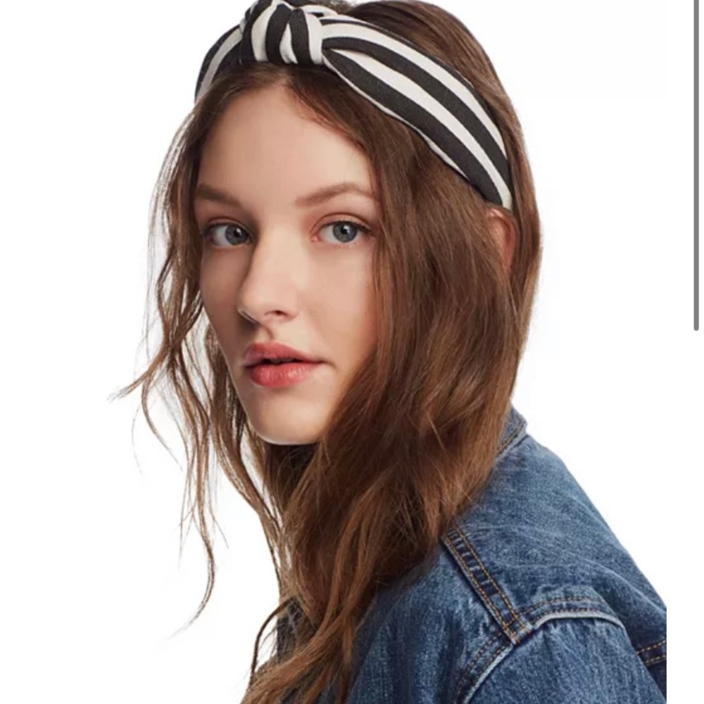Lele Sadoughi striped knot black white headband